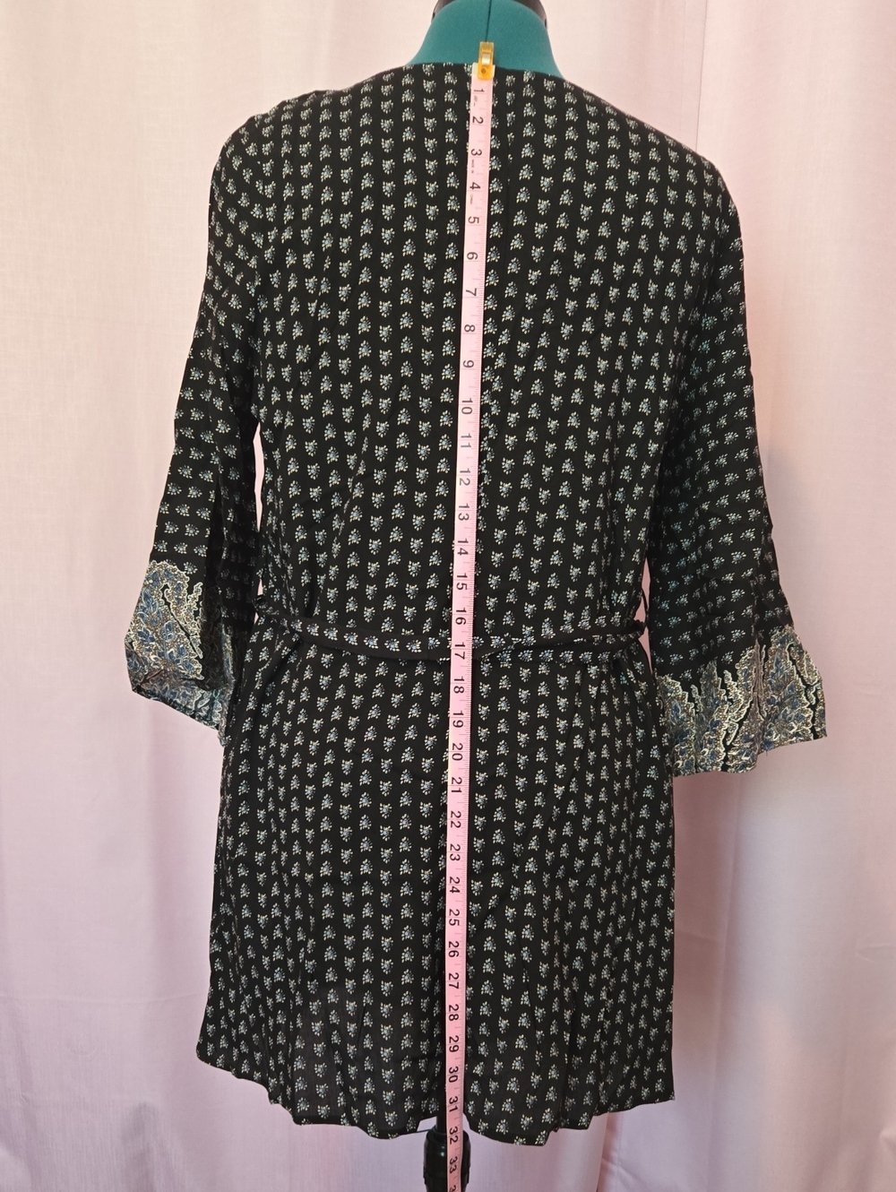 Umgee Black Tunic or Dress with Blue and Cream Paisley Pattern - Picture 4 of 9